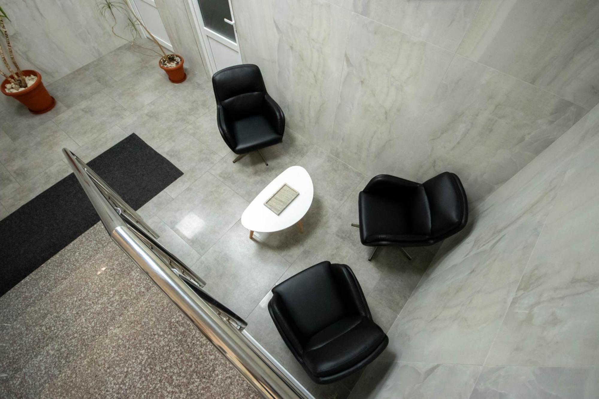 Astar Apartments - Small Rădăuţi Екстериор снимка